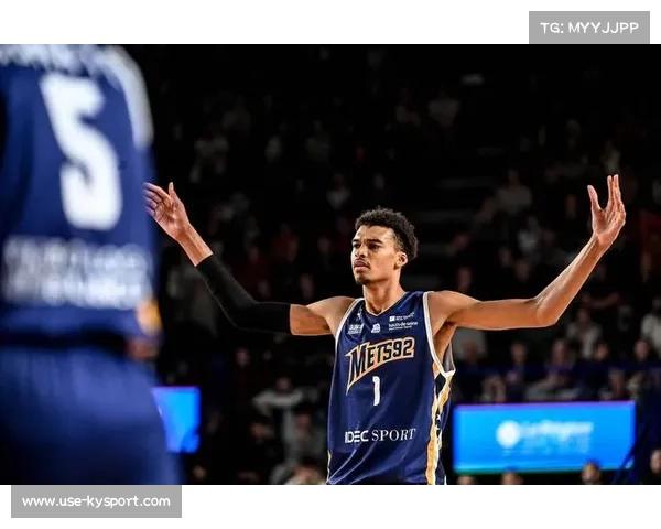 NBA球探亲赴西甲考察维克多·文班亚马潜力全解析 NBA球探亲赴西甲考察维克多·文班亚马潜力全解析